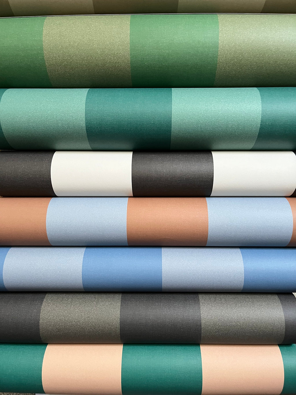 Simple Wide Stripe Wallpaper