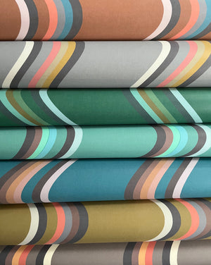 Broad Curvy Retro Stripe Wallpaper