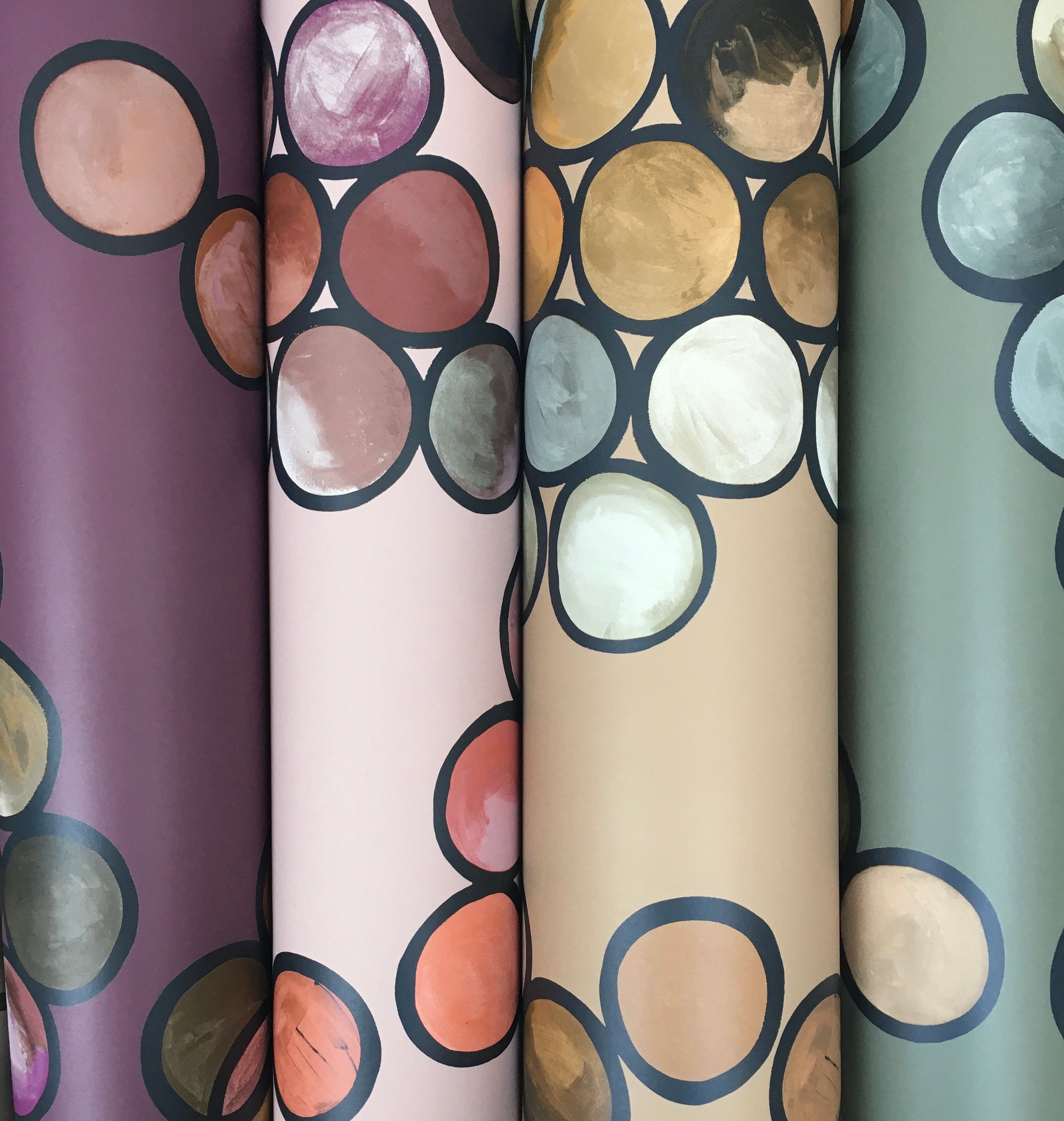 Ombré Circle Wallpaper