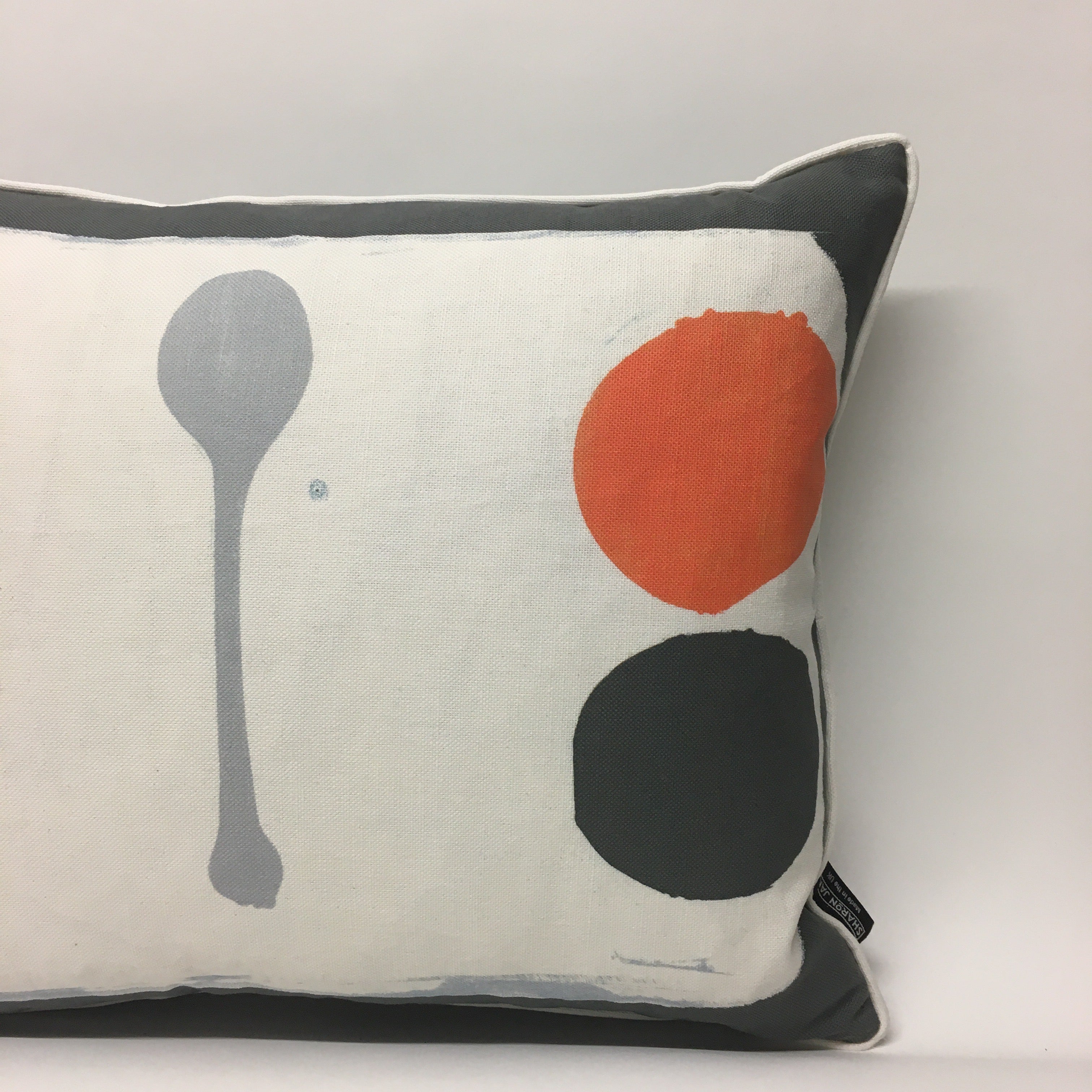 Naive Fruit - Orange + Spoon Cushion