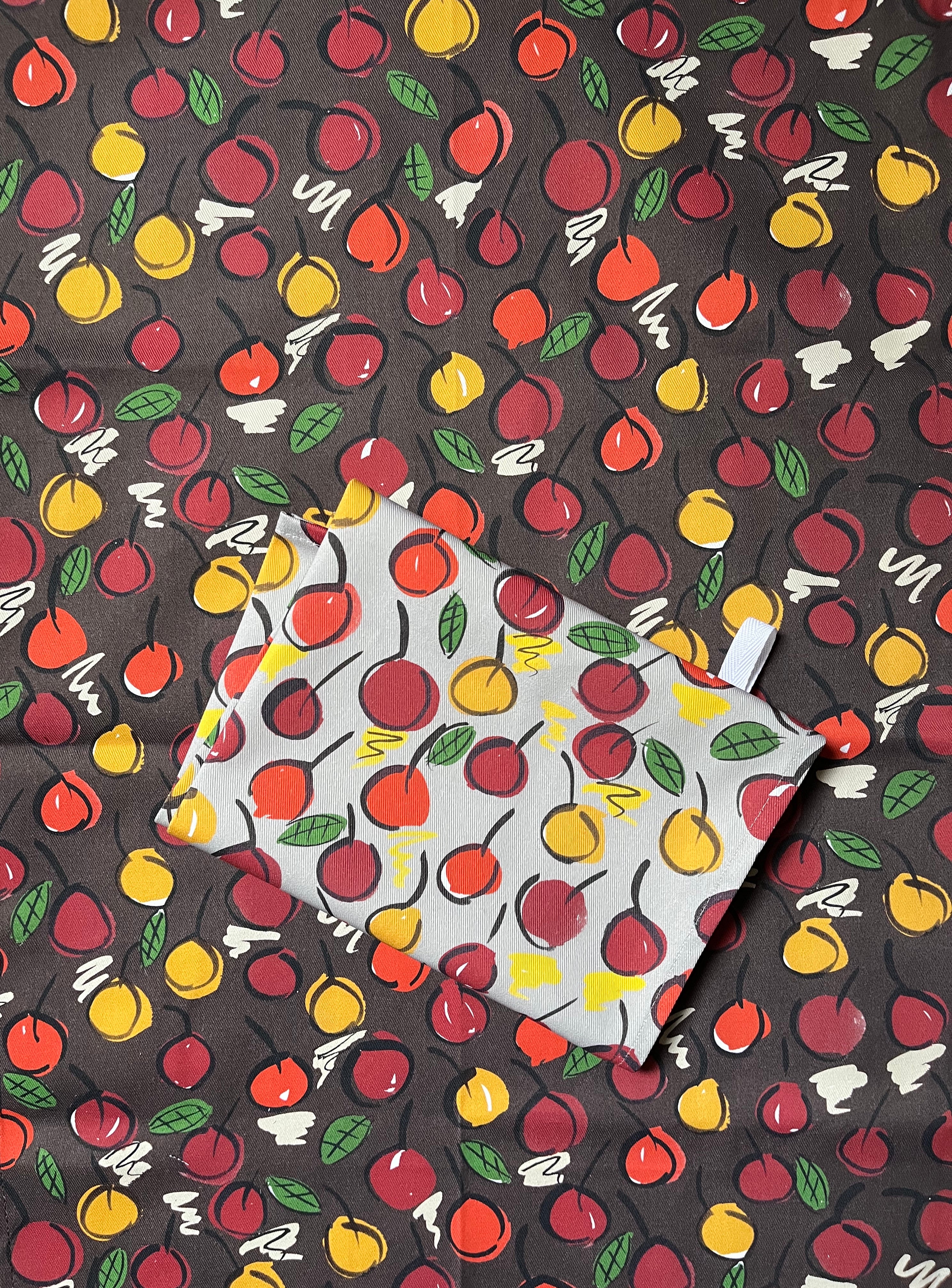 Cherries Tea Towel - Grey / Bitter Chocolate