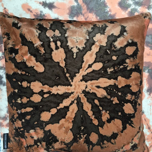 Tie dye Circle  Velvet Cushion - Cinnamon