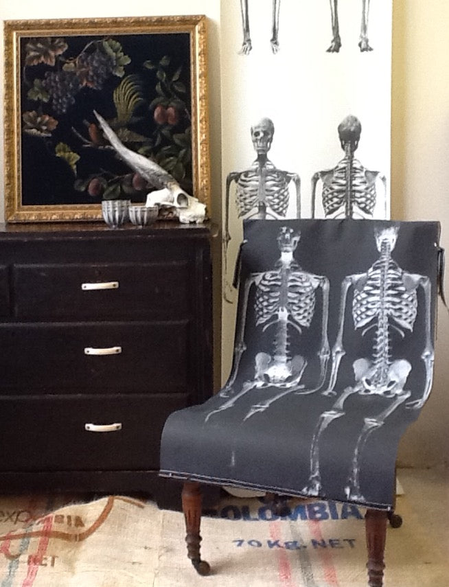 Dem Bones large Skeleton wallpaper