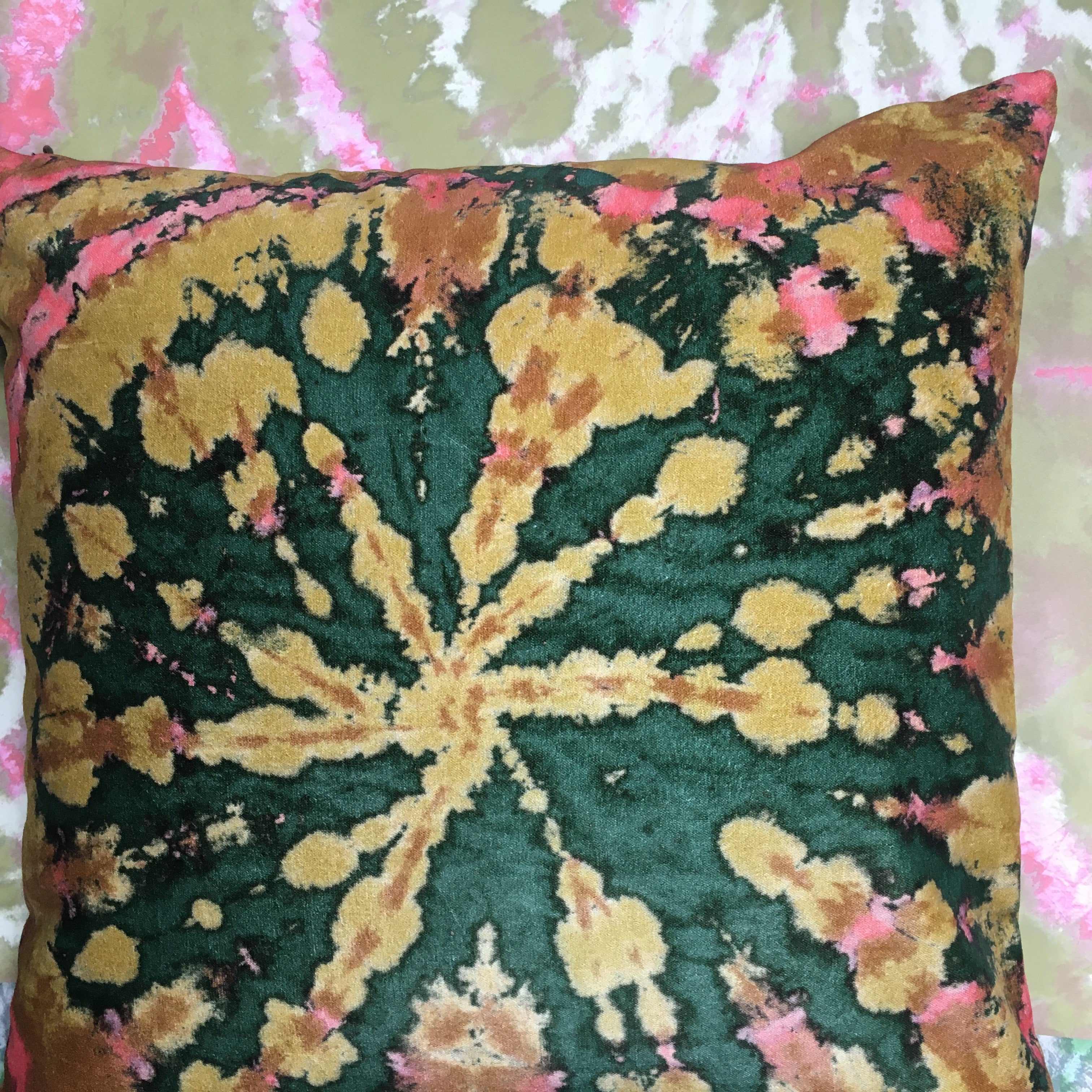 Tie dye Circle  Velvet Cushion - Ochre