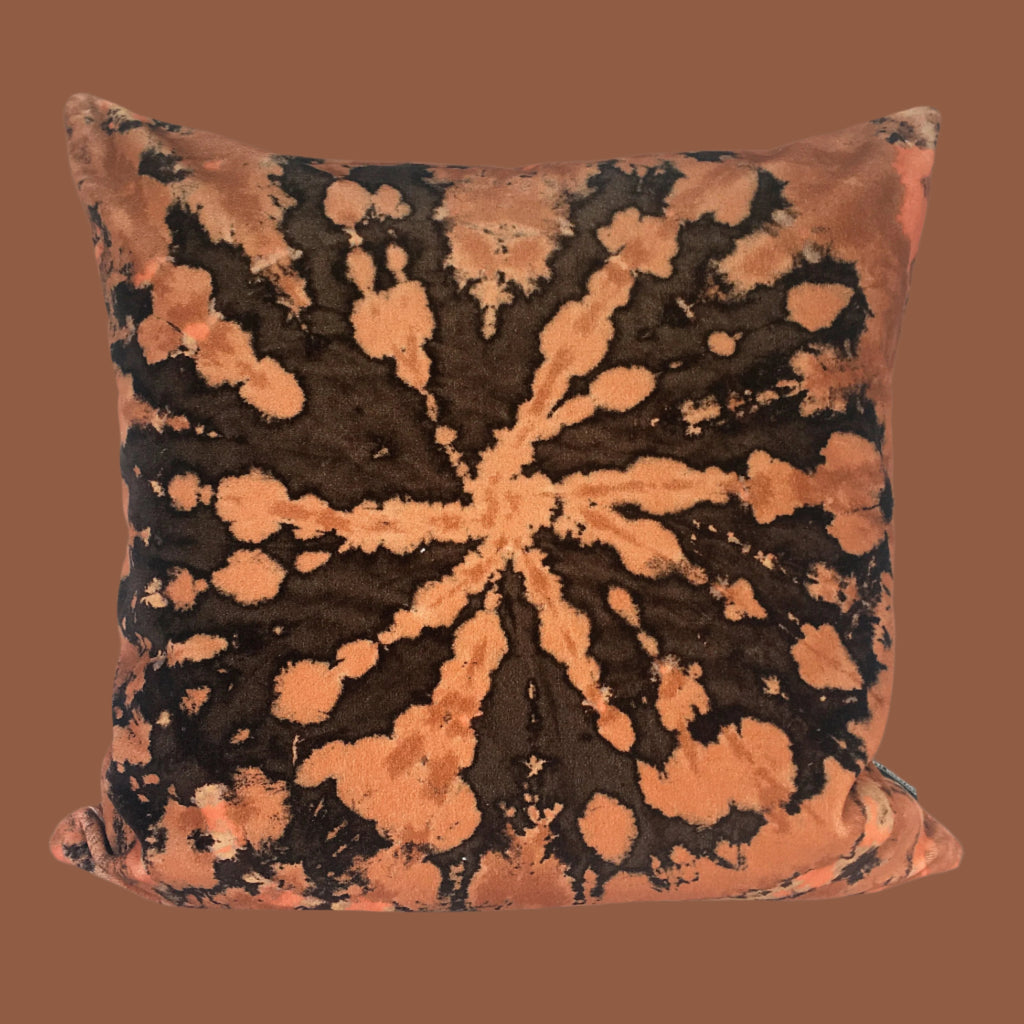 Tie dye Circle  Velvet Cushion - Cinnamon