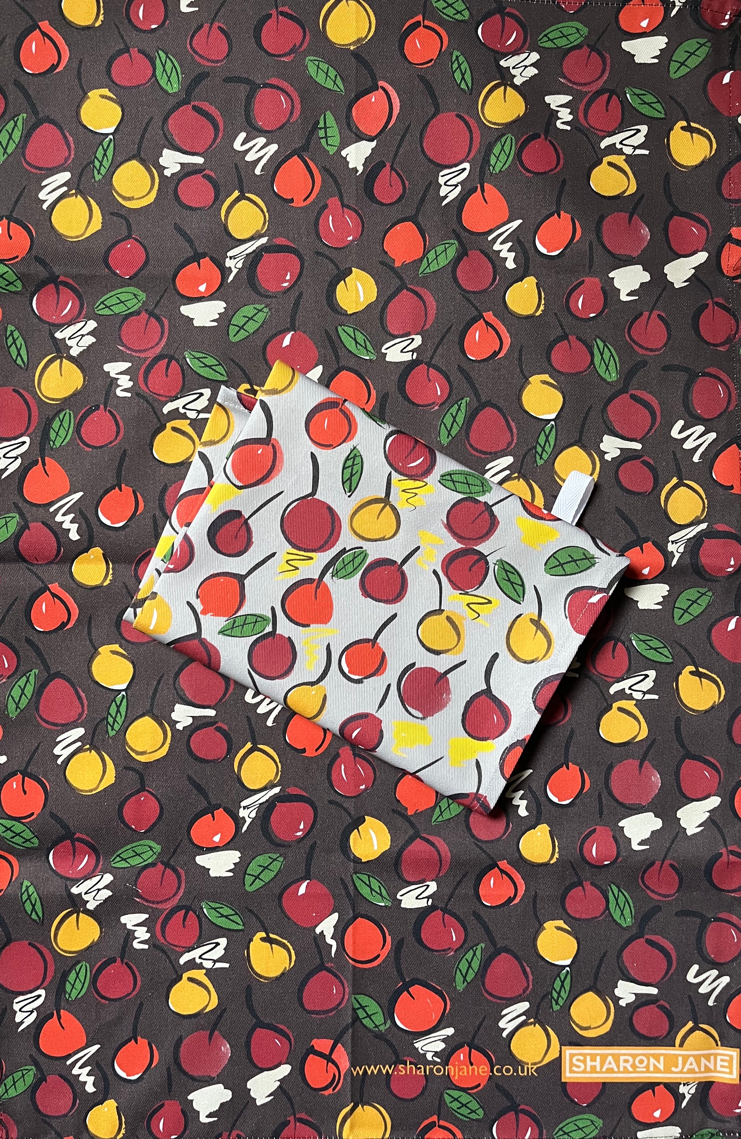 Cherries Tea Towel - Grey / Bitter Chocolate